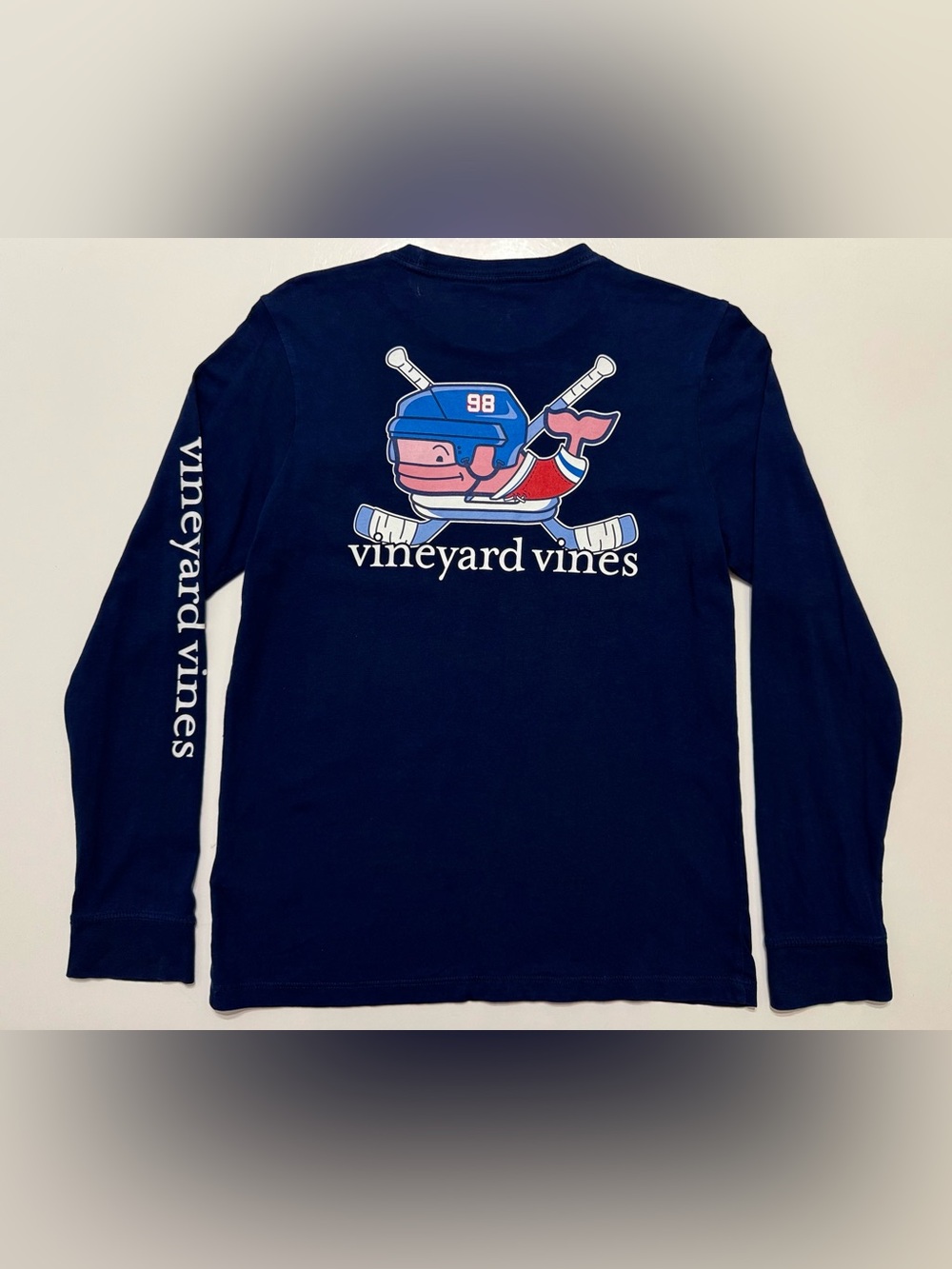 Vineyard Vines Boys Hockey Whale Long-Sleeve Pocket Tee - Med (12-14)